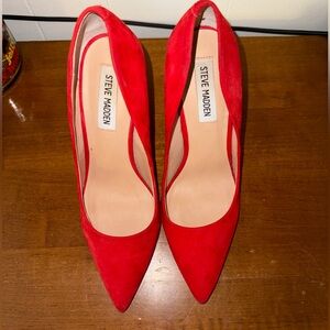 Steve Madden red suede pointed-toe heels